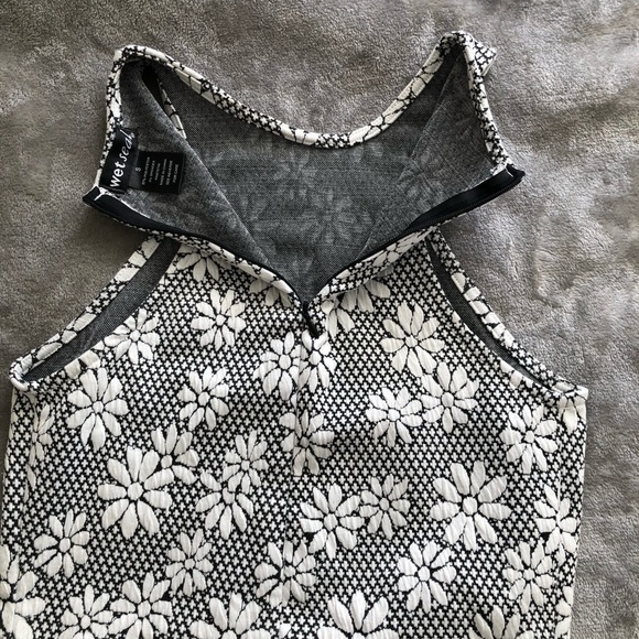 Wet Seal Women’s Y2K Inspired Tank Top Small Floral White Black Halter Crop - Picture 3 of 4